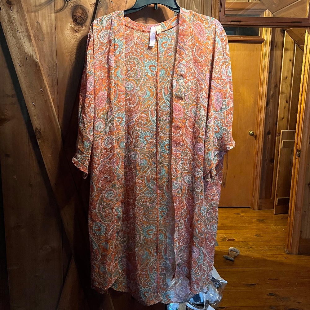 Alya orange paisley kimono